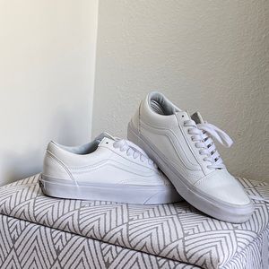 White Vans Shoes sized women’s 8. Worn once.